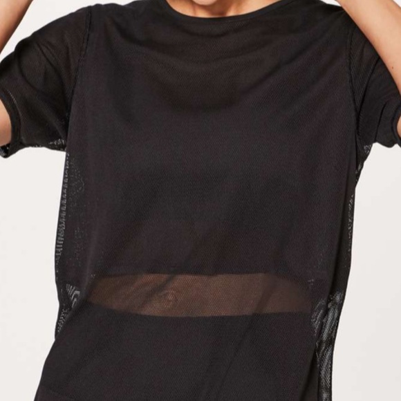 lululemon athletica Tops - Lululemon Mesh on Mesh Black Reversible Short Sleeve Top
